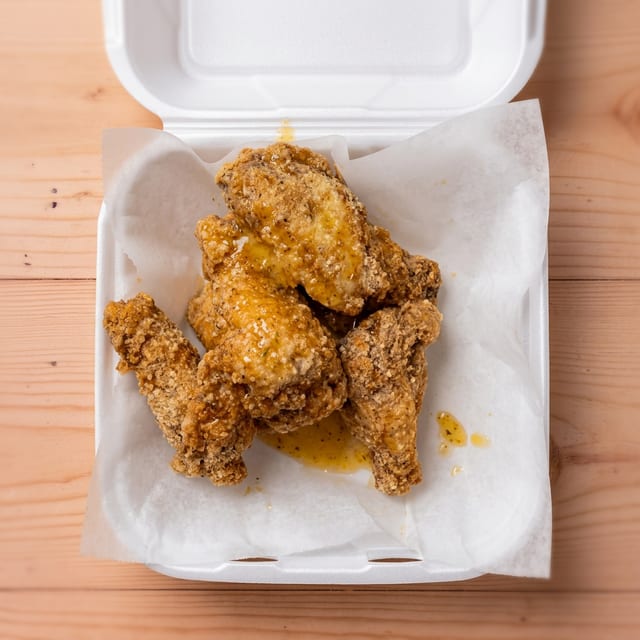 5 Bone-in wings/5Boneless wings & a fry.